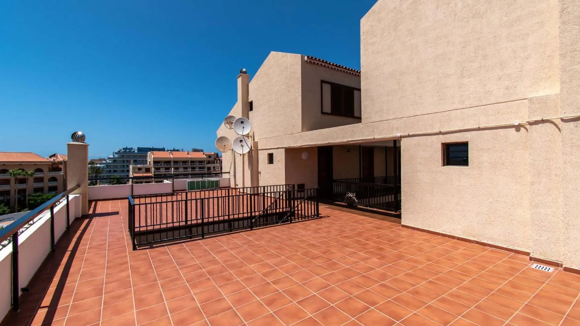 Compostela Beach 32 - Two Bed Playa de las Americas  0*, Playa de las Americas (Tenerife) Spain